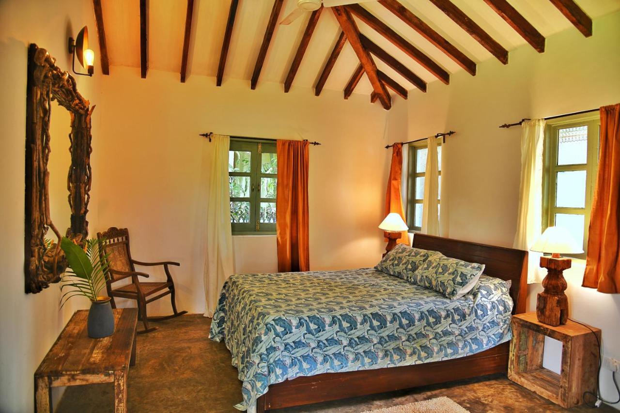 モージム Jardin D'Ulysse & Hard Rock Bed & Breakfast エクステリア 写真