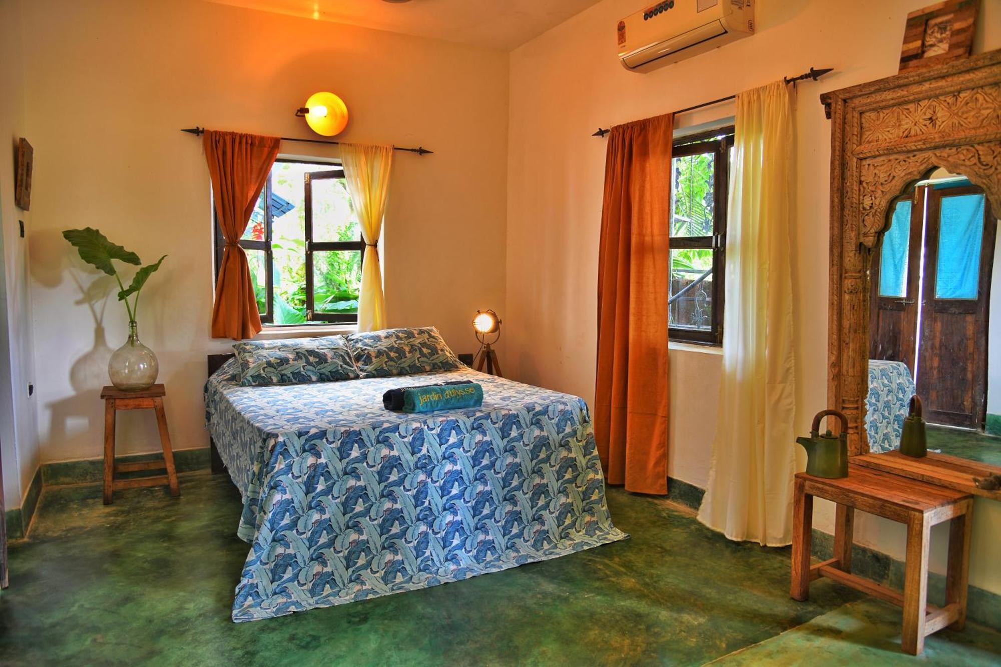 モージム Jardin D'Ulysse & Hard Rock Bed & Breakfast エクステリア 写真